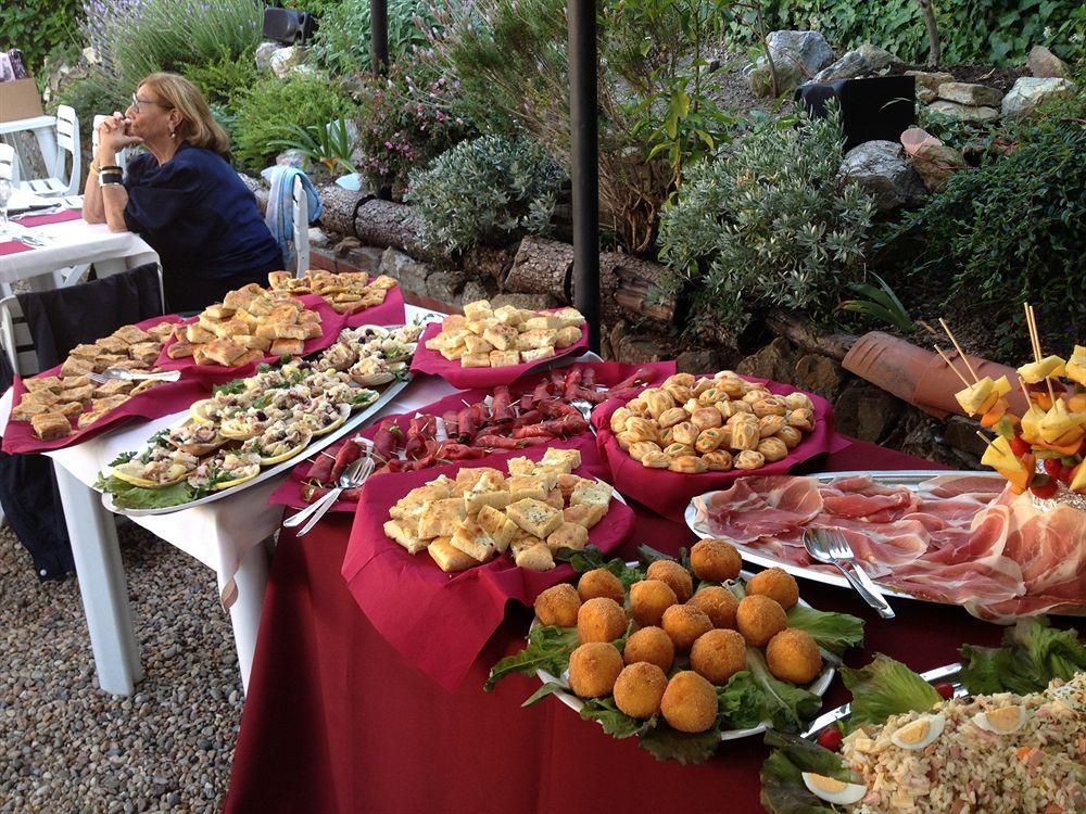 Hotel Ristorante Il Caminetto Diano Marina Eksteriør bilde