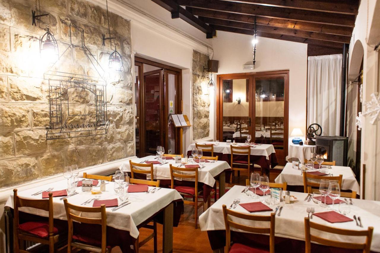 Hotel Ristorante Il Caminetto Diano Marina Eksteriør bilde